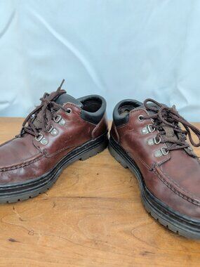 2000's Moc Toe Men's Leather Shoes 8.5